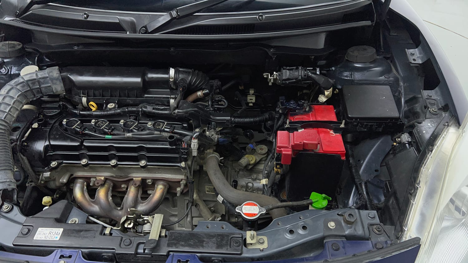 Used 2019 Maruti Suzuki Swift ZXi Petrol Manual engine ENGINE LEFT SIDE VIEW