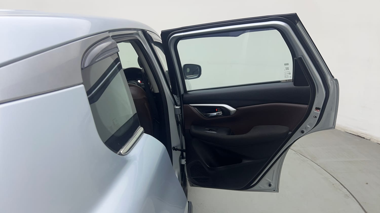 Used 2024 Maruti Suzuki Grand Vitara Delta Smart Hybrid Petrol Manual interior RIGHT REAR DOOR OPEN VIEW