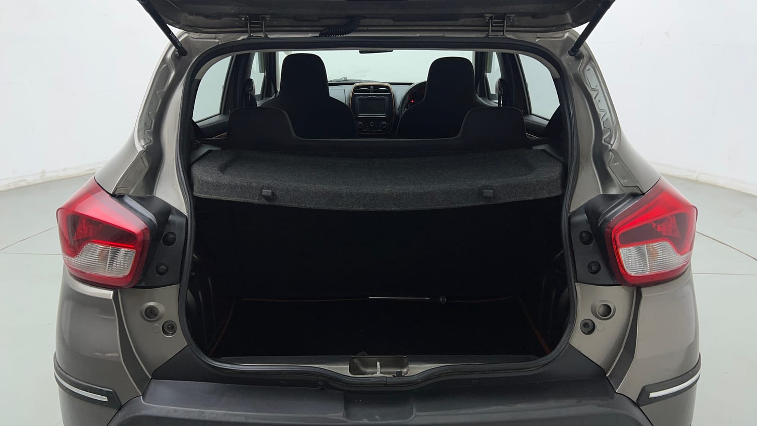 Used 2020 Renault Kwid CLIMBER 1.0 AMT Petrol Automatic interior DICKY INSIDE VIEW