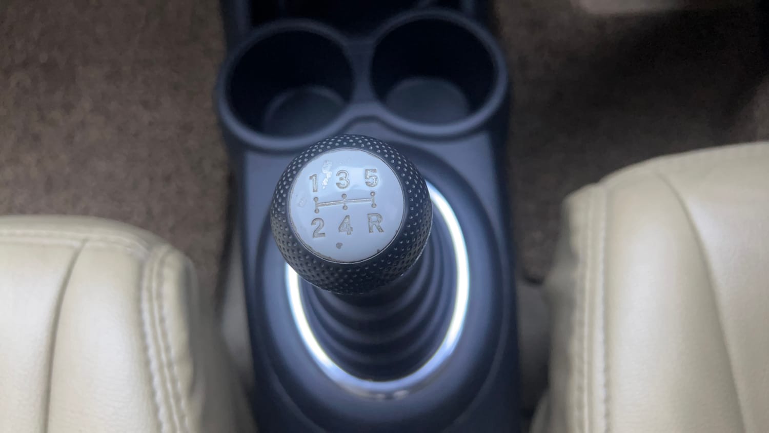 Used 2014 Honda Amaze 1.2 VX i-VTEC Petrol Manual interior GEAR  KNOB VIEW