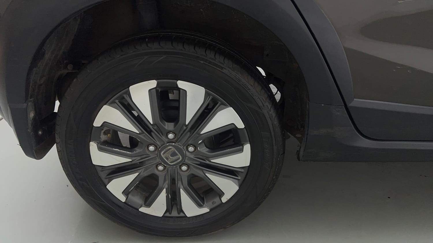 Used 2021 Honda WR-V VX MT Diesel Diesel Manual tyres RIGHT REAR TYRE RIM VIEW