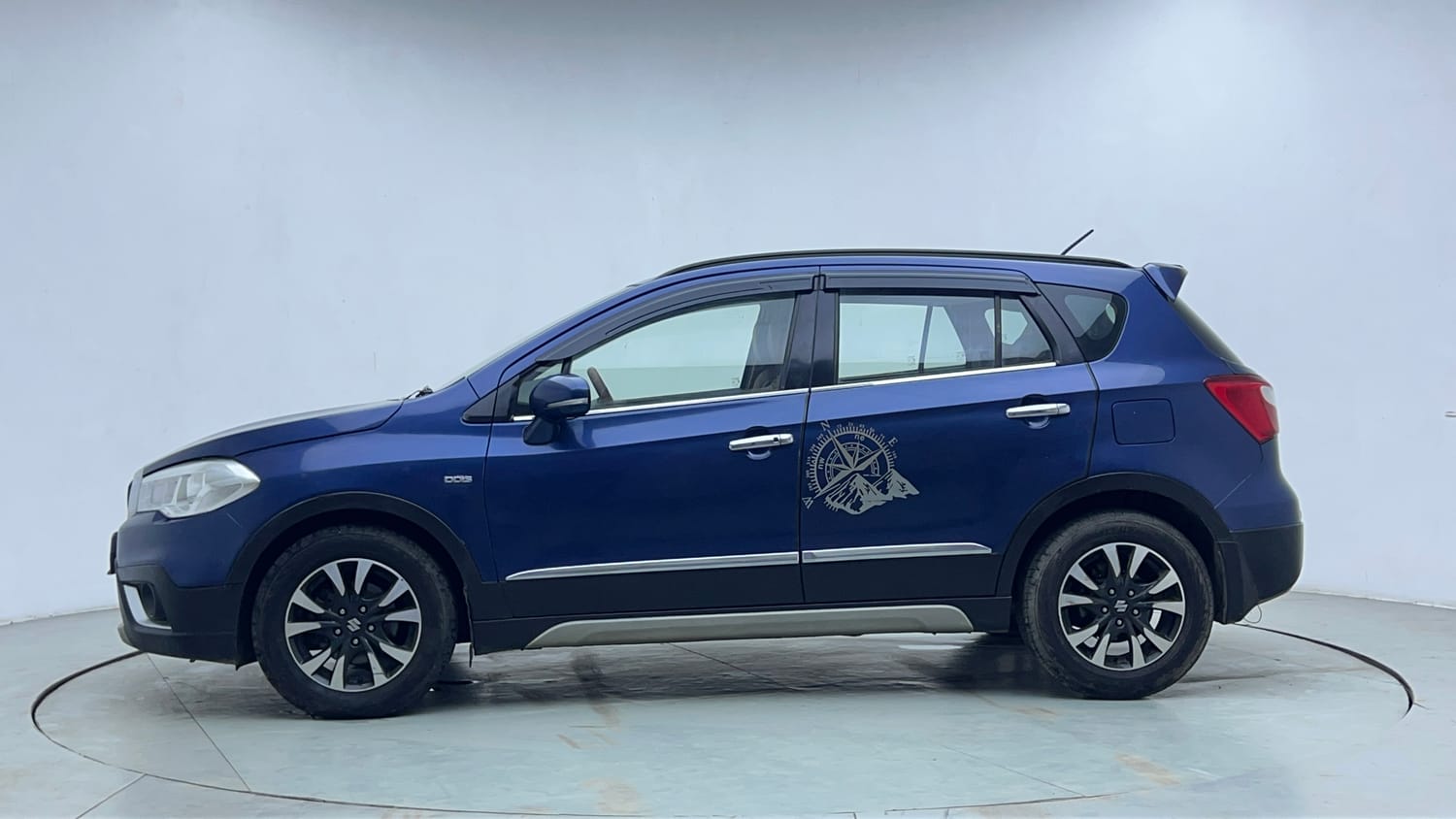 Used 2019 Maruti Suzuki S-Cross Zeta 1.3 Diesel Manual exterior LEFT SIDE VIEW