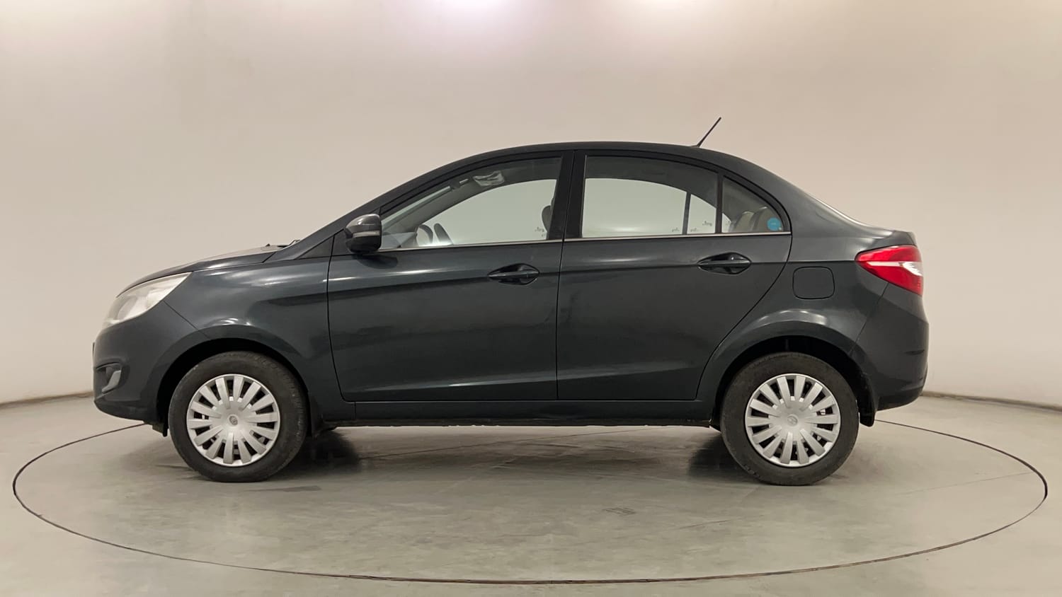 Used 2015 Tata Zest XMS Petrol Petrol Manual exterior LEFT SIDE VIEW