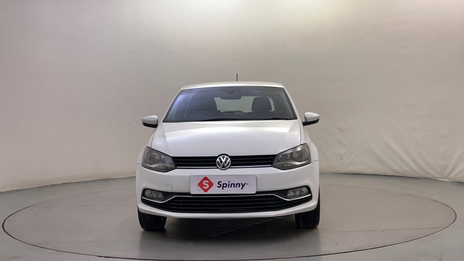 Used 2018 Volkswagen Polo Highline Plus 1.2( P)16 Alloy Petrol Manual exterior FRONT VIEW