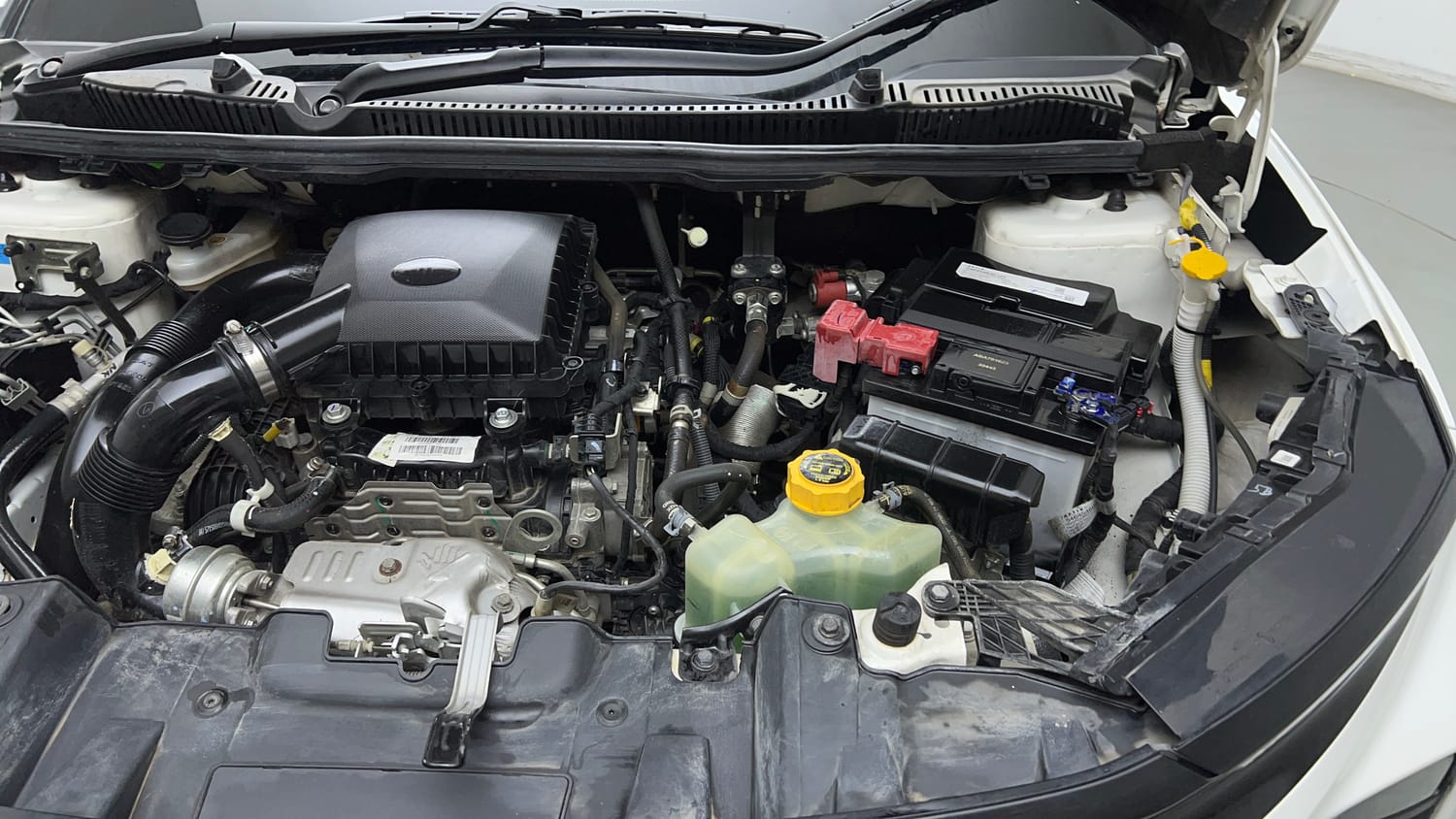 Used 2025 Tata Nexon Pure Plus (S) 1.2 iCNG 6MT Cng Manual engine ENGINE LEFT SIDE VIEW
