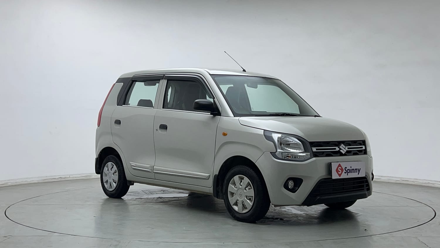 Used 2020 Maruti Suzuki Wagon R LXi 1.0 CNG Cng Manual exterior RIGHT FRONT CORNER VIEW