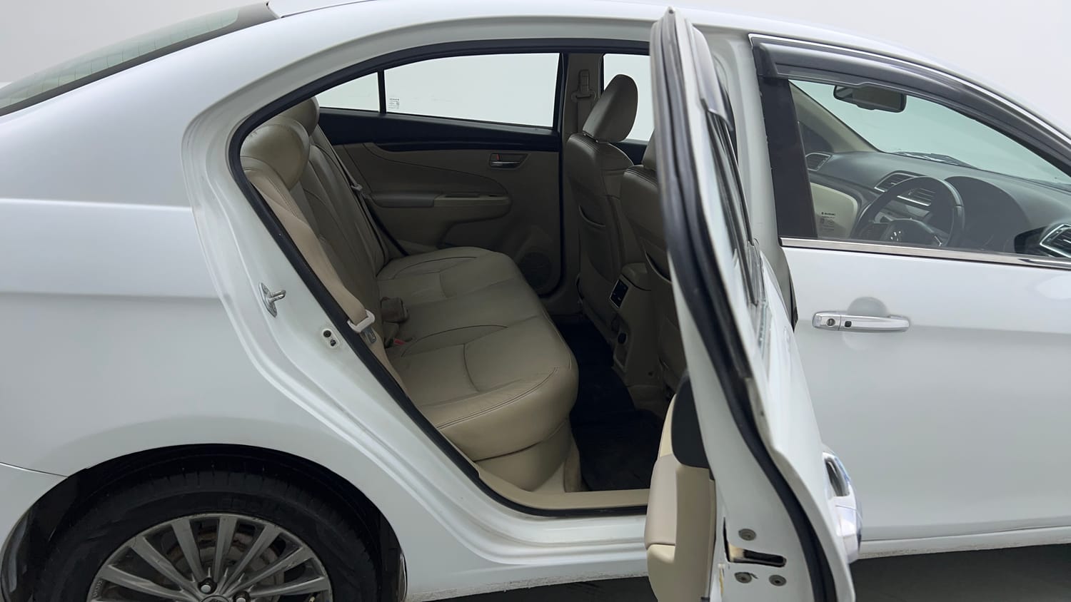 Used 2016 Maruti Suzuki Ciaz ZXI+ AT Petrol Automatic interior RIGHT SIDE REAR DOOR CABIN VIEW