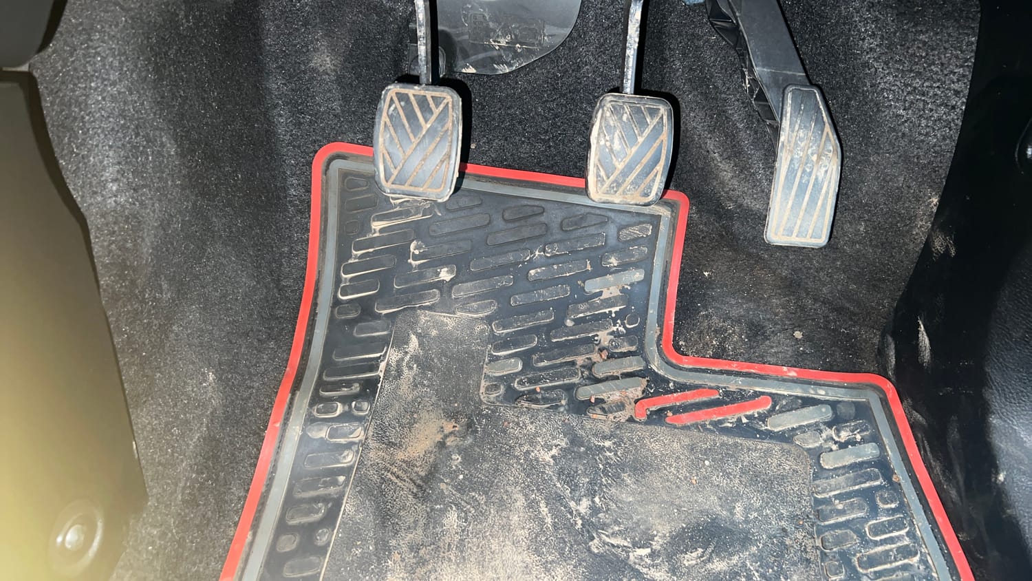 Used 2023 Maruti Suzuki S-Presso VXi Petrol Manual interior PEDALS VIEW