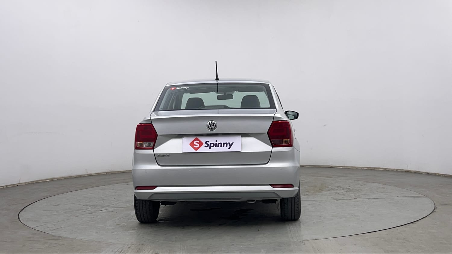 Used 2019 Volkswagen Ameo Trendline 1.0L (P) Petrol Manual exterior BACK VIEW