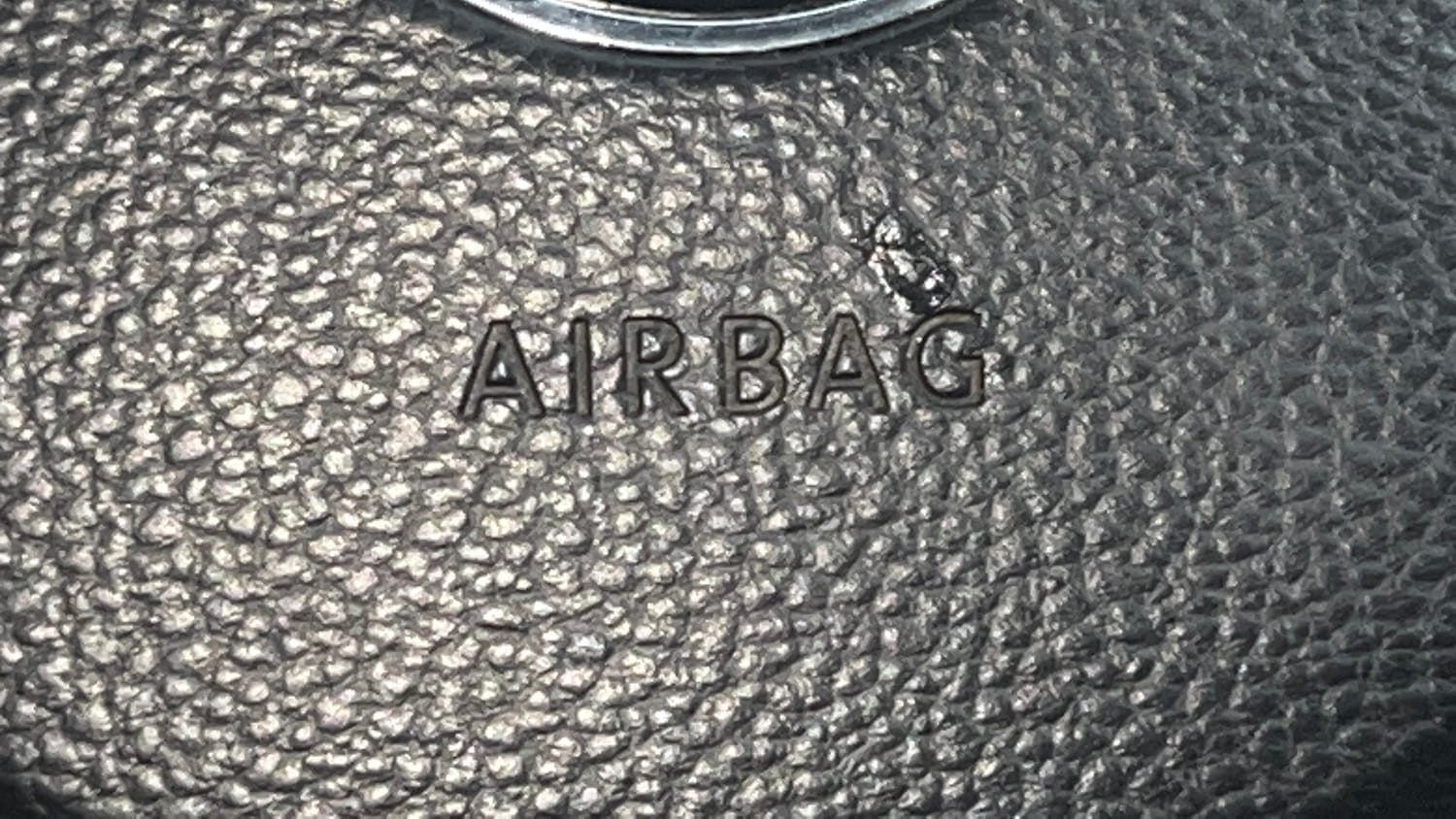 Used 2019 Volkswagen Ameo Trendline 1.0L (P) Petrol Manual top_features Airbags