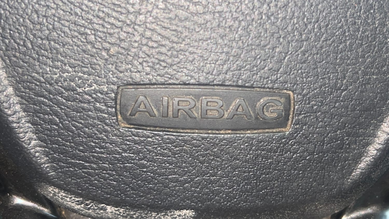 Used 2020 Ford Freestyle Titanium Plus 1.2 Ti-VCT Petrol Manual top_features Airbags