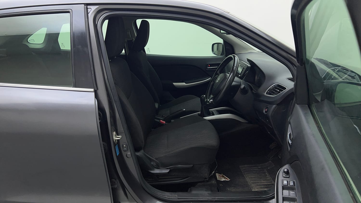 Used 2018 Maruti Suzuki Baleno Zeta 1.2 Petrol Manual interior RIGHT SIDE FRONT DOOR CABIN VIEW