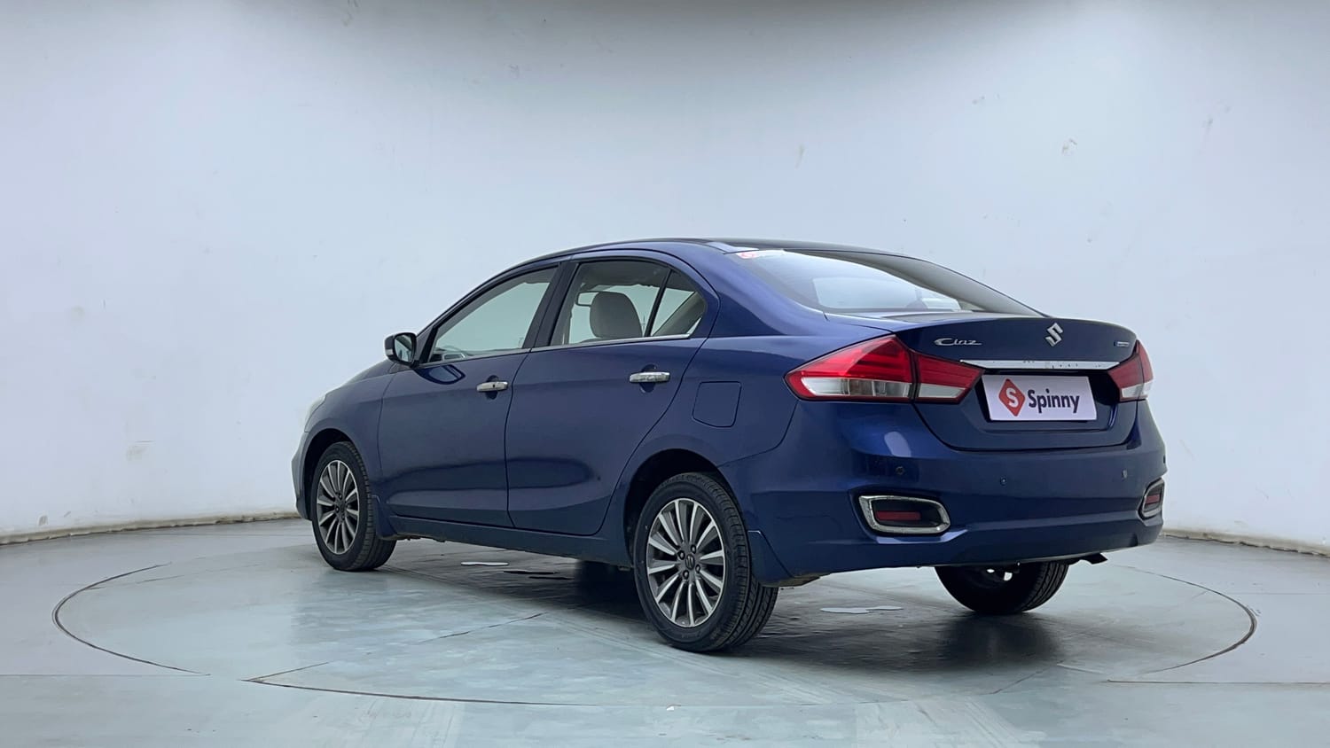Used 2018 Maruti Suzuki Ciaz Alpha Hybrid 1.5 AT Petrol Automatic exterior LEFT REAR CORNER VIEW
