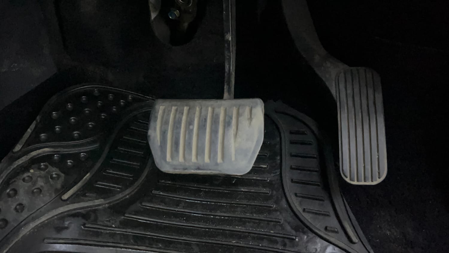 Used 2021 Tata Harrier XZA Plus Dark Edition Diesel Automatic interior PEDALS VIEW