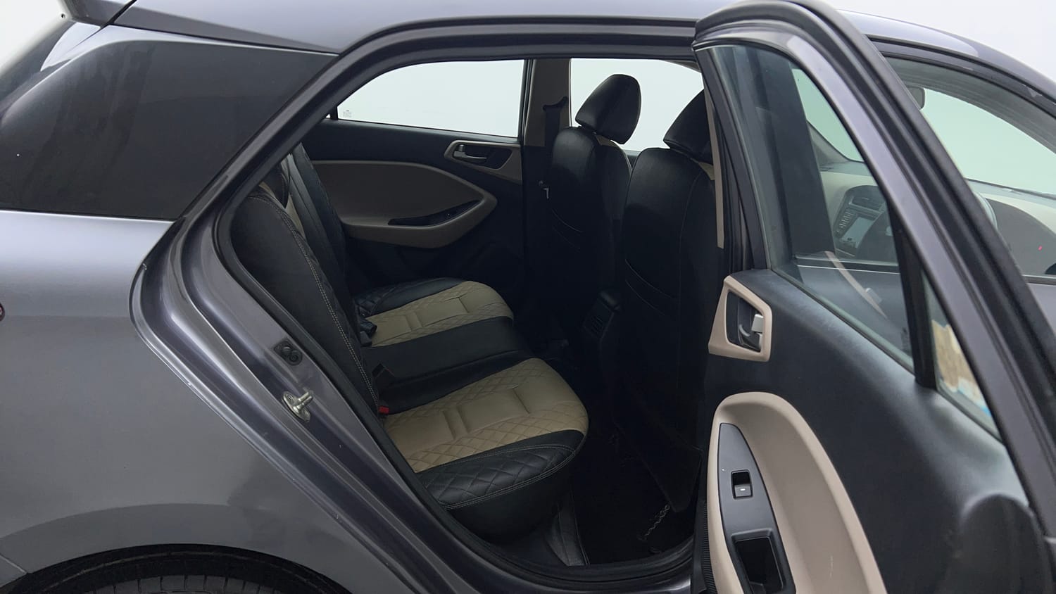 Used 2017 Hyundai Elite i20 Asta 1.2 Petrol Manual interior RIGHT SIDE REAR DOOR CABIN VIEW