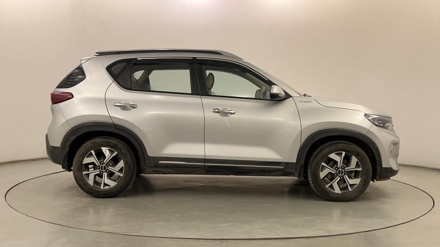 Used 2023 Kia Sonet HTX 1.0 DCT Petrol Automatic exterior RIGHT SIDE VIEW
