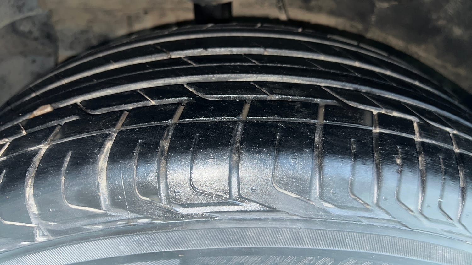 Used 2021 Tata Nexon XZA Plus Petrol Automatic tyres RIGHT REAR TYRE TREAD VIEW