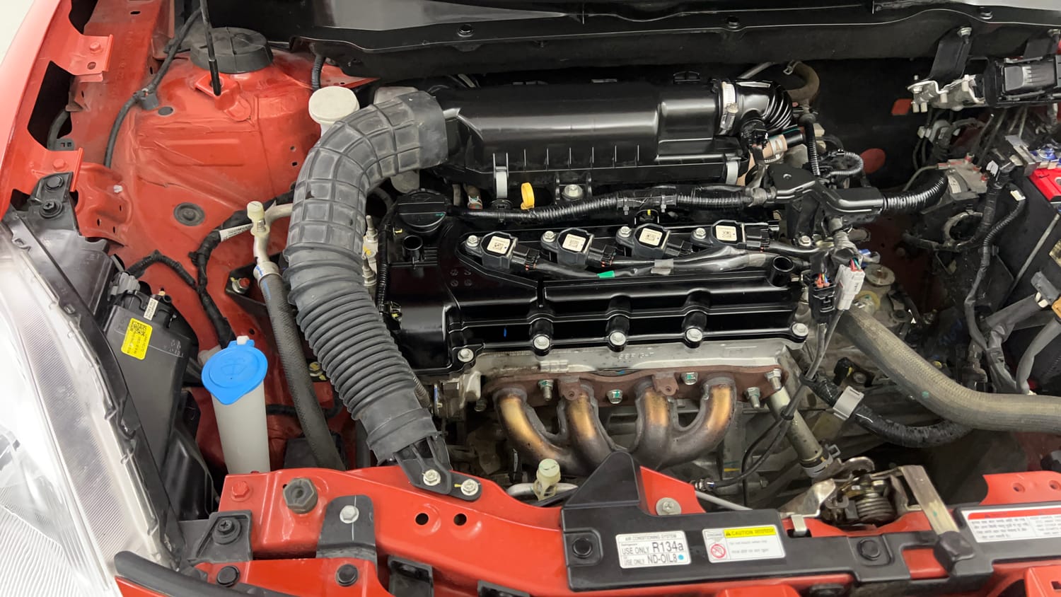 Used 2020 Maruti Suzuki Swift ZXi Petrol Manual engine ENGINE RIGHT SIDE VIEW