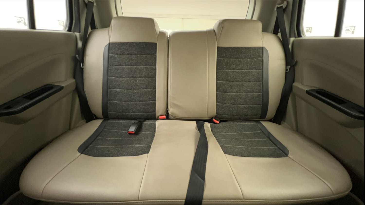 Used 2015 Maruti Suzuki Celerio VXi AMT Petrol Automatic interior REAR SEAT CONDITION VIEW