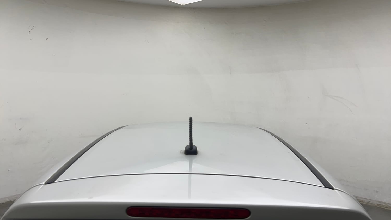 Used 2017 Maruti Suzuki Swift Lxi (O) Petrol Manual exterior EXTERIOR ROOF VIEW