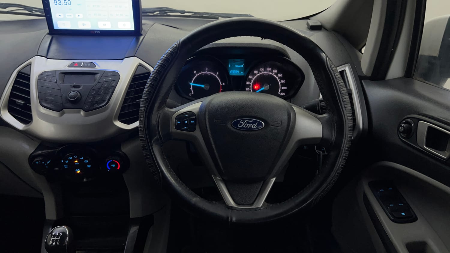 Used 2014 Ford EcoSport Trend 1.5 TDCi Diesel Manual top_features Steering mounted controls