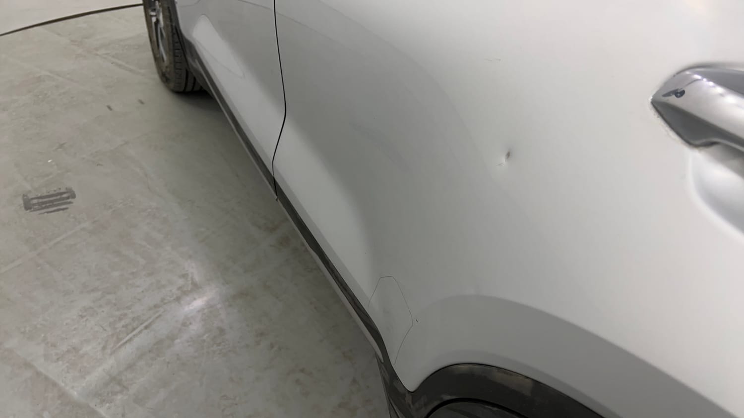 Used 2023 Kia Sonet HTX 1.0 DCT Petrol Automatic dents MINOR DENT
