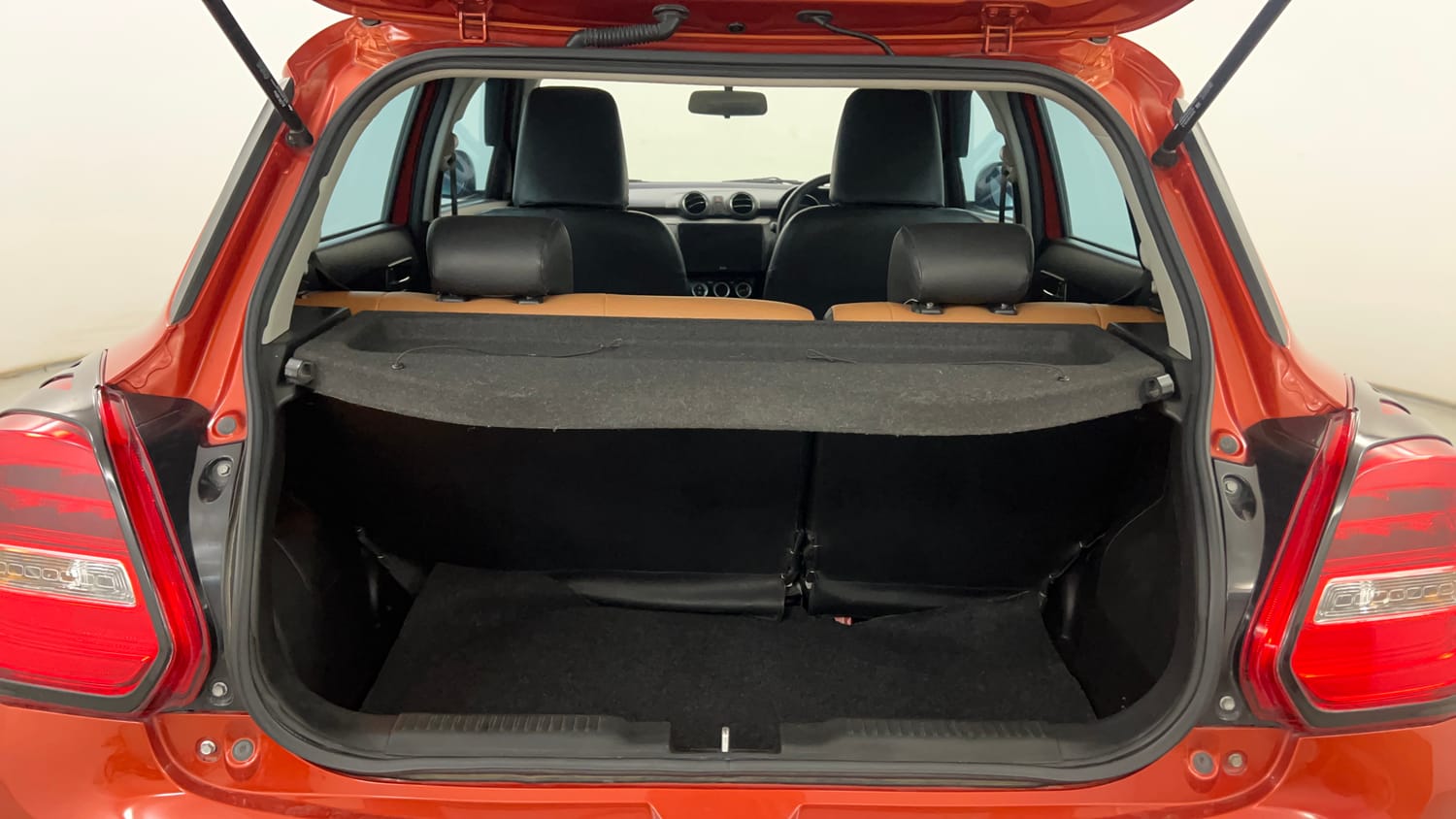 Used 2020 Maruti Suzuki Swift ZXi Petrol Manual interior DICKY INSIDE VIEW