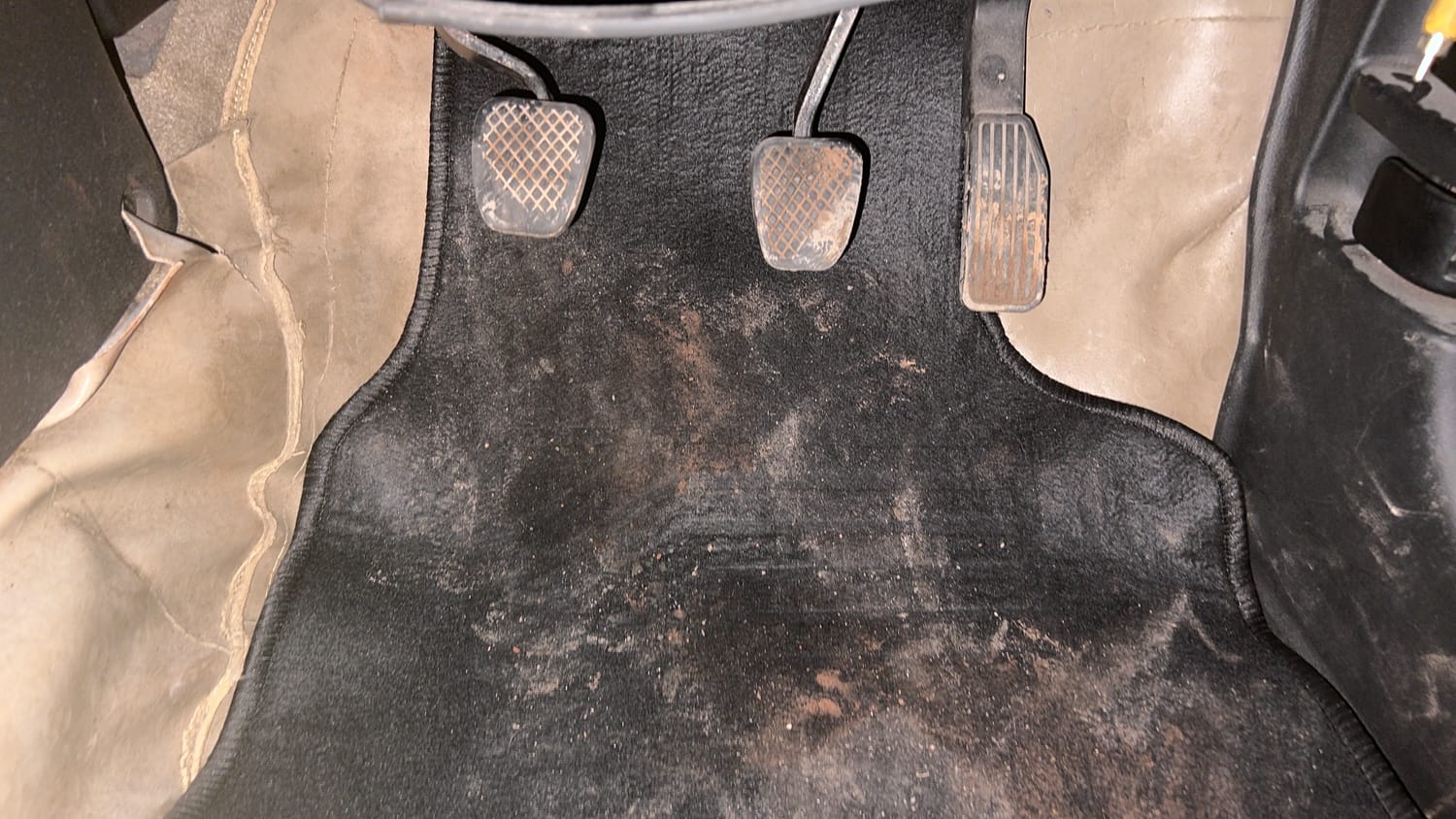 Used 2014 Honda City SV Petrol Manual interior PEDALS VIEW