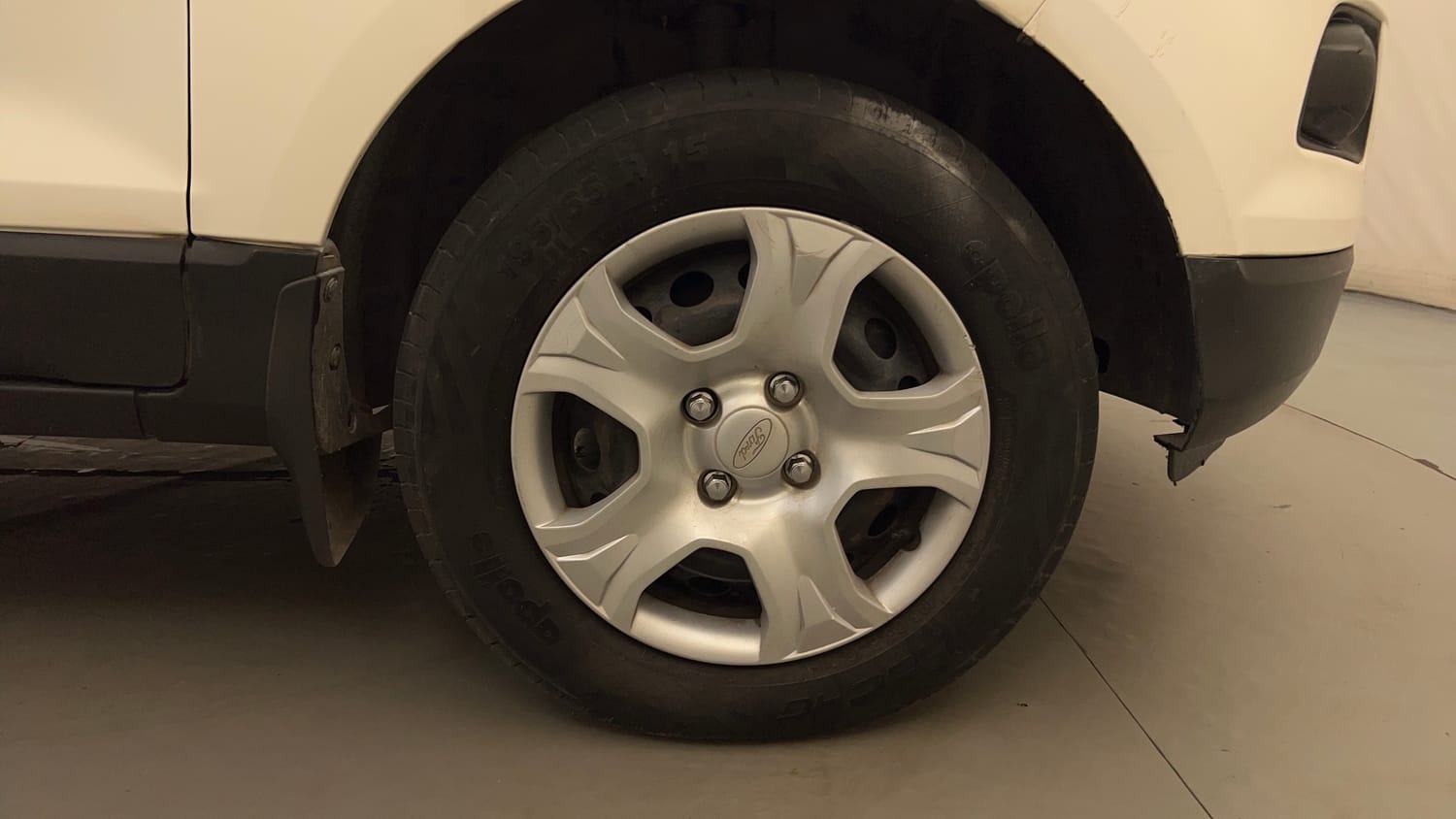 Used 2014 Ford EcoSport Trend 1.5 TDCi Diesel Manual tyres RIGHT FRONT TYRE RIM VIEW