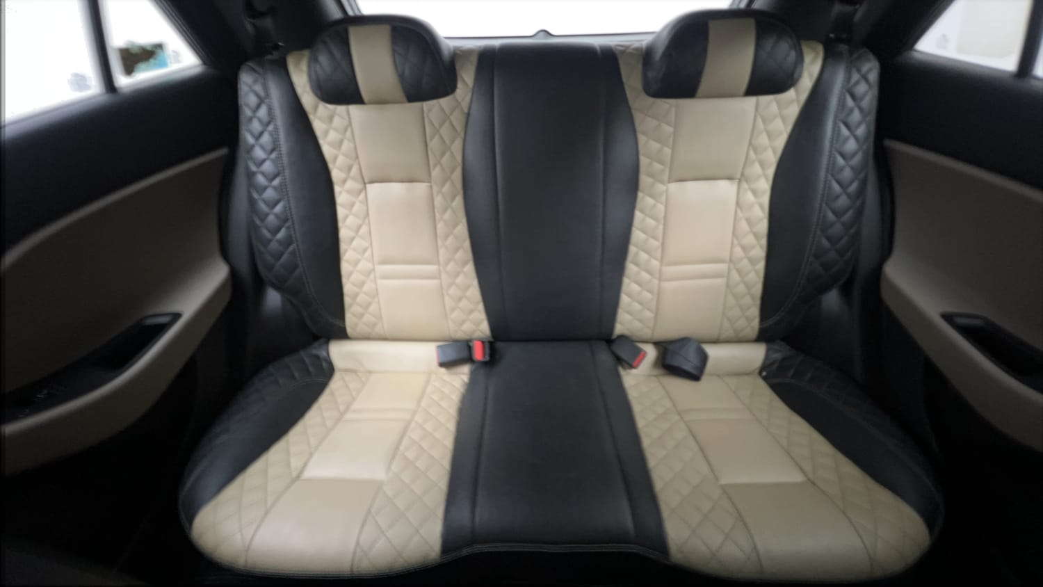 Used 2017 Hyundai Elite i20 Asta 1.2 Petrol Manual interior REAR SEAT CONDITION VIEW