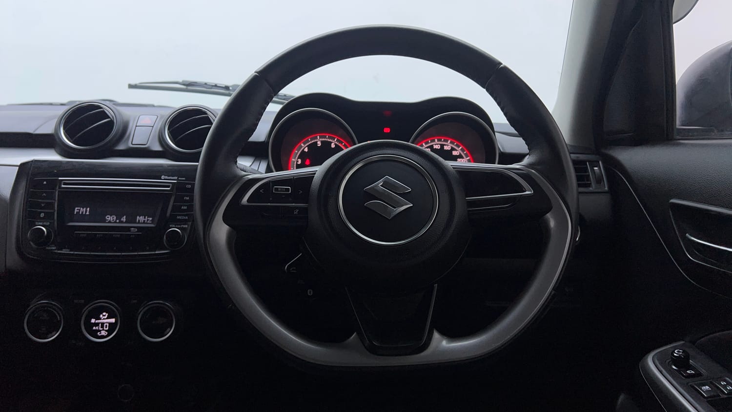 Used 2019 Maruti Suzuki Swift ZXi Petrol Manual interior STEERING VIEW