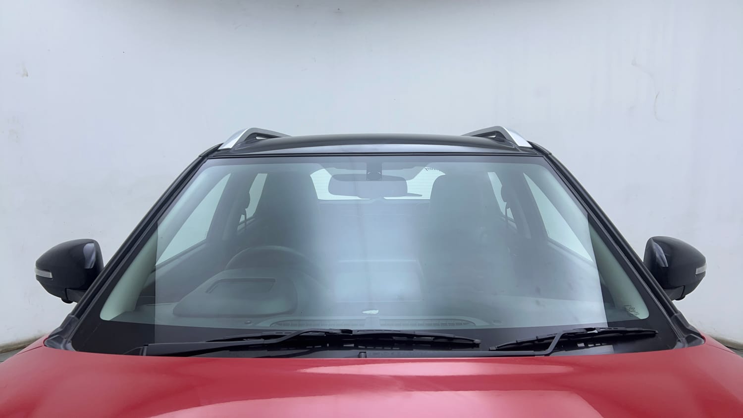 Used 2024 Maruti Suzuki Brezza Zxi Plus Dual Tone Petrol Manual exterior FRONT WINDSHIELD VIEW