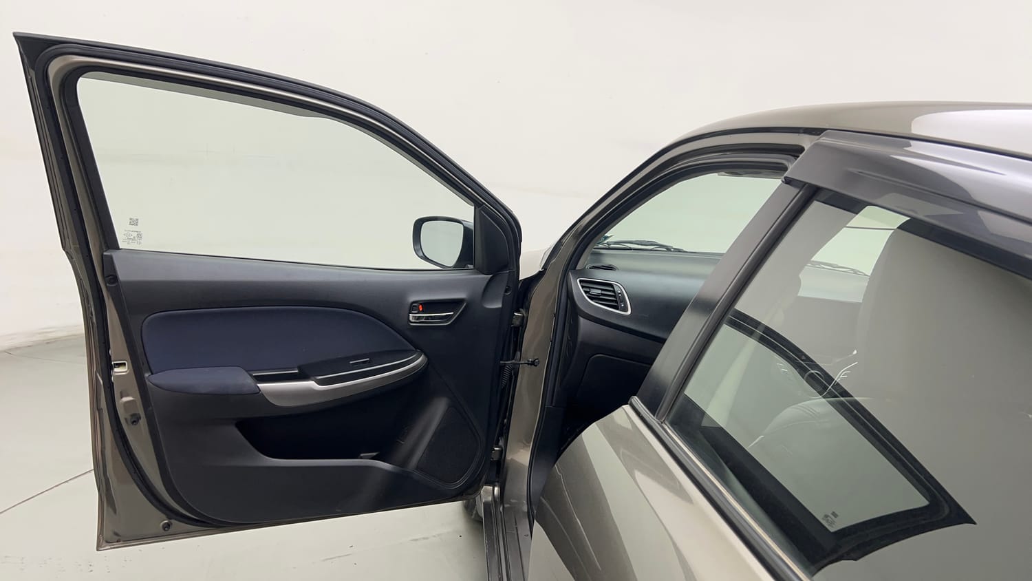 Used 2021 Maruti Suzuki Baleno Delta Petrol Manual interior LEFT FRONT DOOR OPEN VIEW