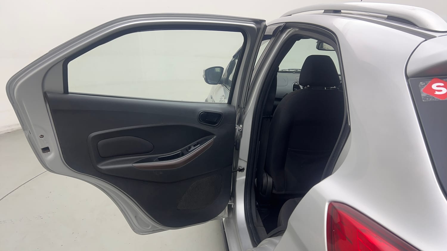 Used 2020 Ford Freestyle Titanium Plus 1.2 Ti-VCT Petrol Manual interior LEFT REAR DOOR OPEN VIEW