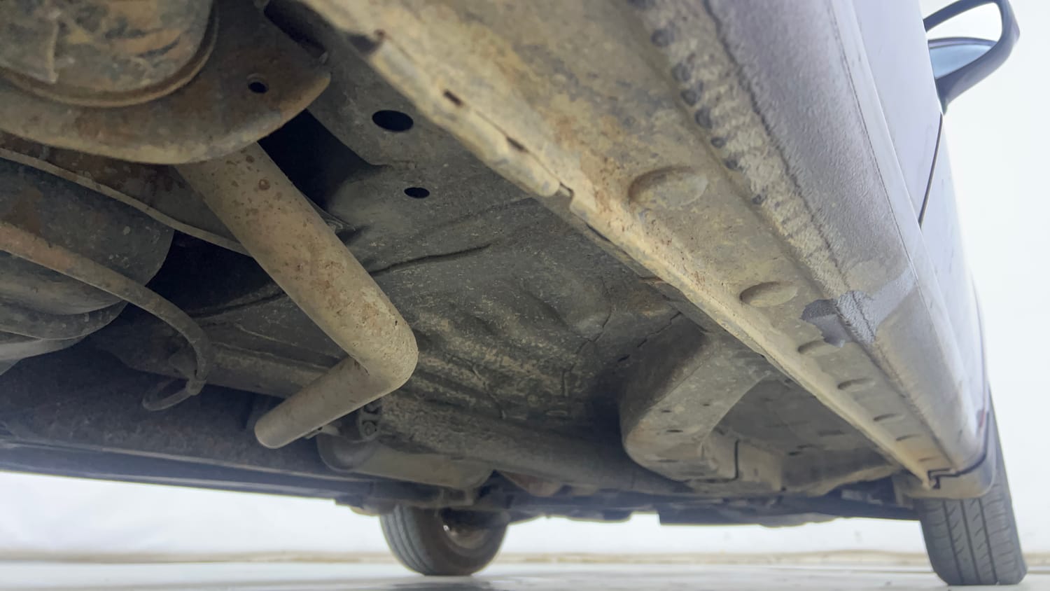 Used 2014 Honda Amaze 1.2 VX i-VTEC Petrol Manual extra REAR RIGHT UNDERBODY VIEW