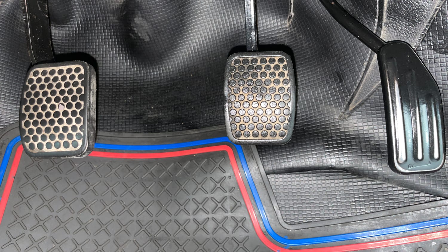Used 2016 Maruti Suzuki Alto 800 Lxi Petrol Manual interior PEDALS VIEW
