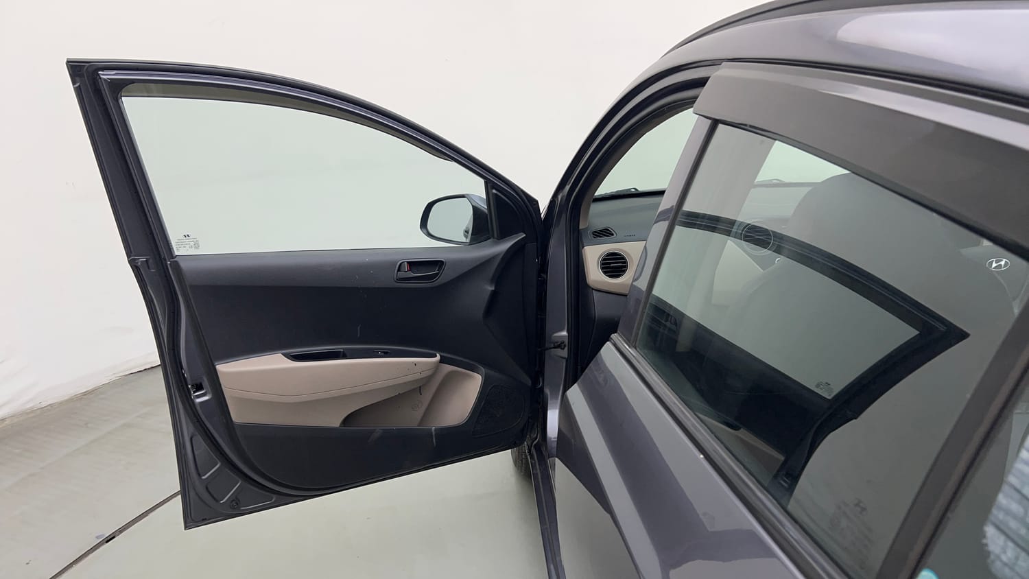Used 2019 Hyundai Grand i10 Magna 1.2 Kappa VTVT Petrol Manual interior LEFT FRONT DOOR OPEN VIEW