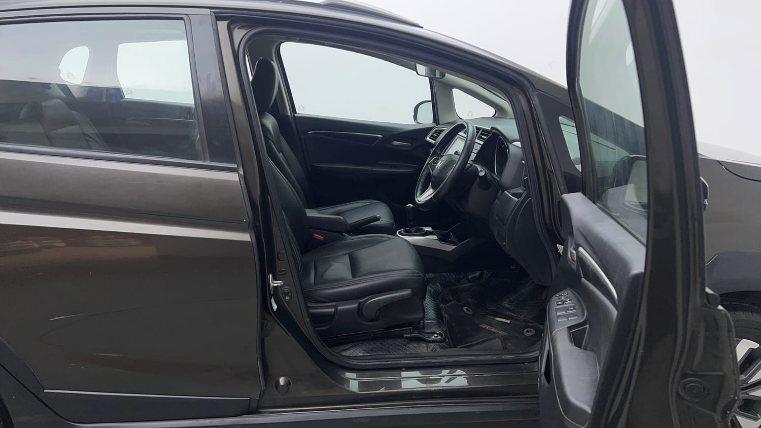 Used 2021 Honda WR-V VX MT Diesel Diesel Manual interior RIGHT SIDE FRONT DOOR CABIN VIEW