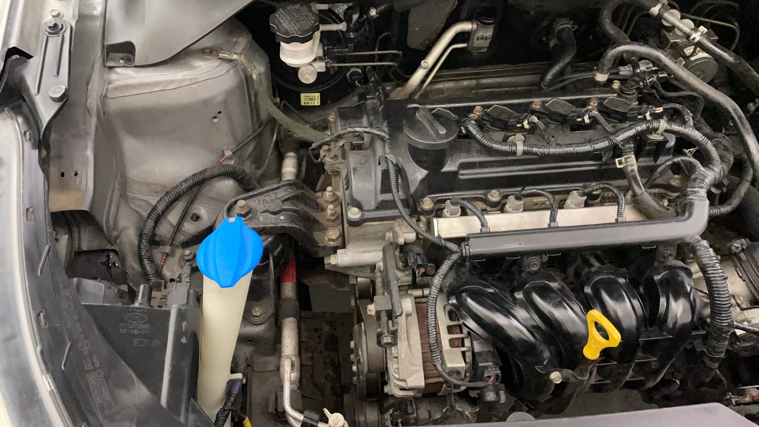 Used 2019 Hyundai Elite i20 Sportz Plus 1.2 CVT Petrol Automatic engine ENGINE RIGHT SIDE VIEW