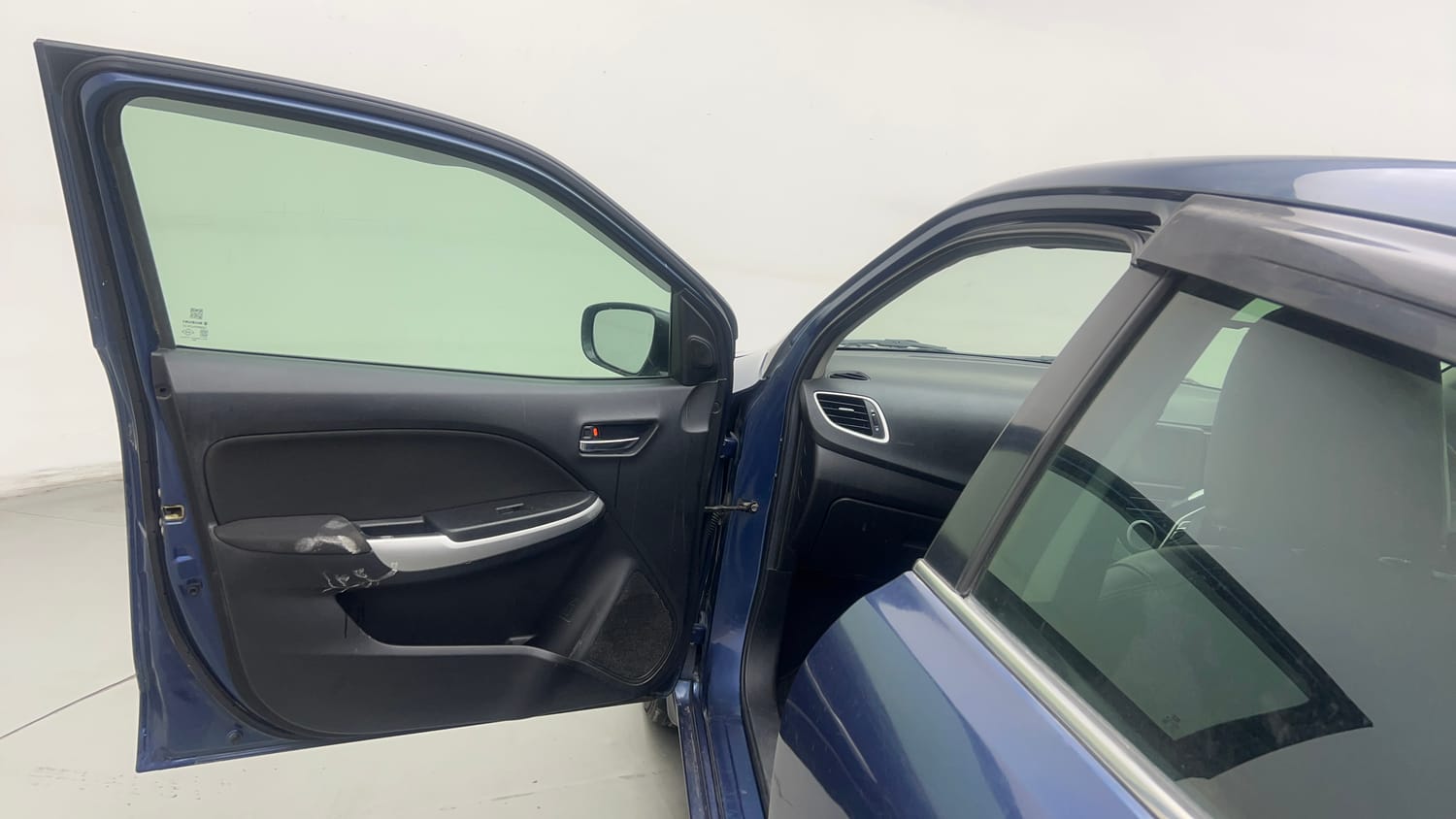 Used 2018 Maruti Suzuki Baleno Zeta 1.2 Petrol Manual interior LEFT FRONT DOOR OPEN VIEW