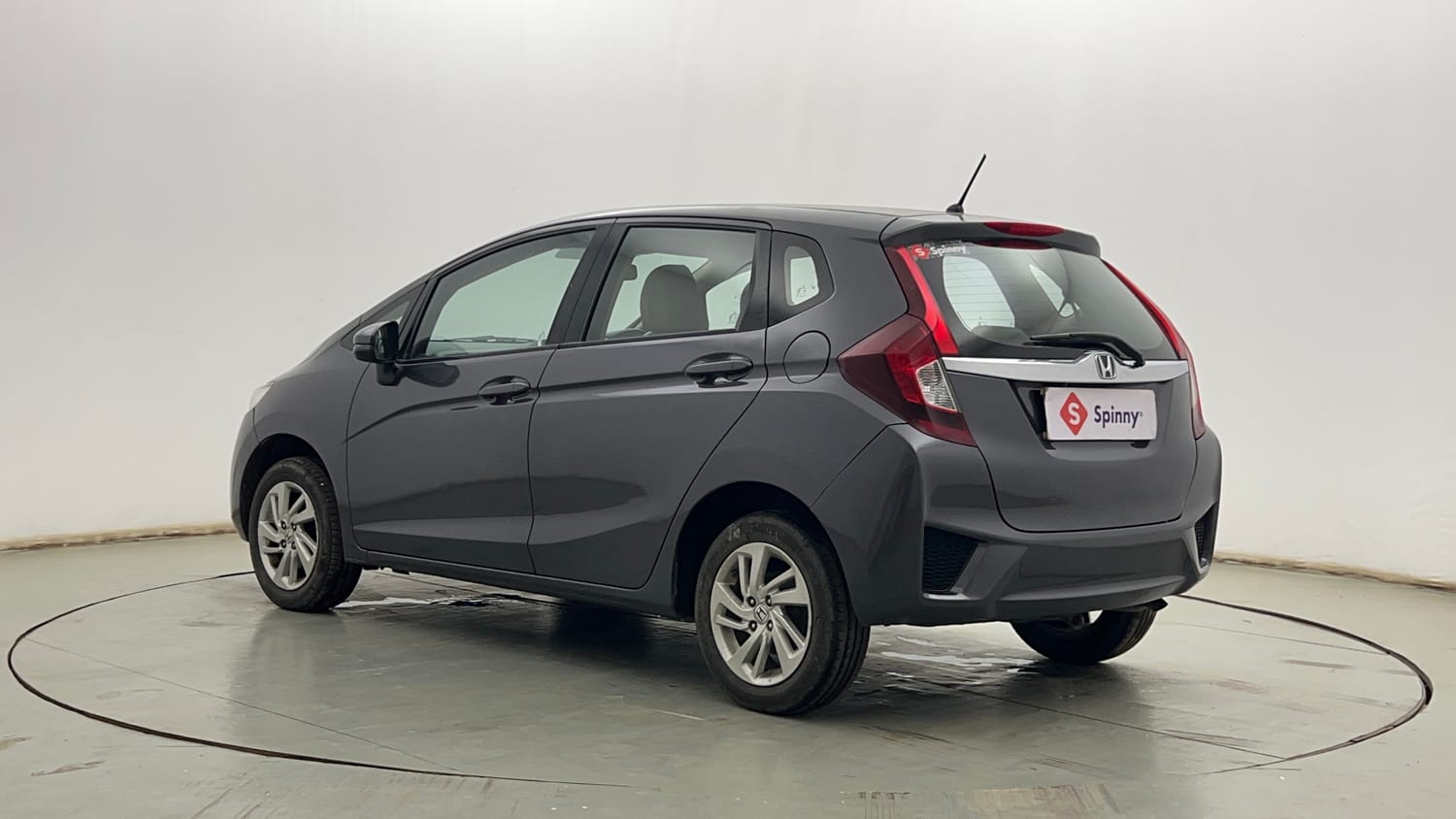 Used 2018 Honda Jazz V Petrol Petrol Manual exterior LEFT REAR CORNER VIEW