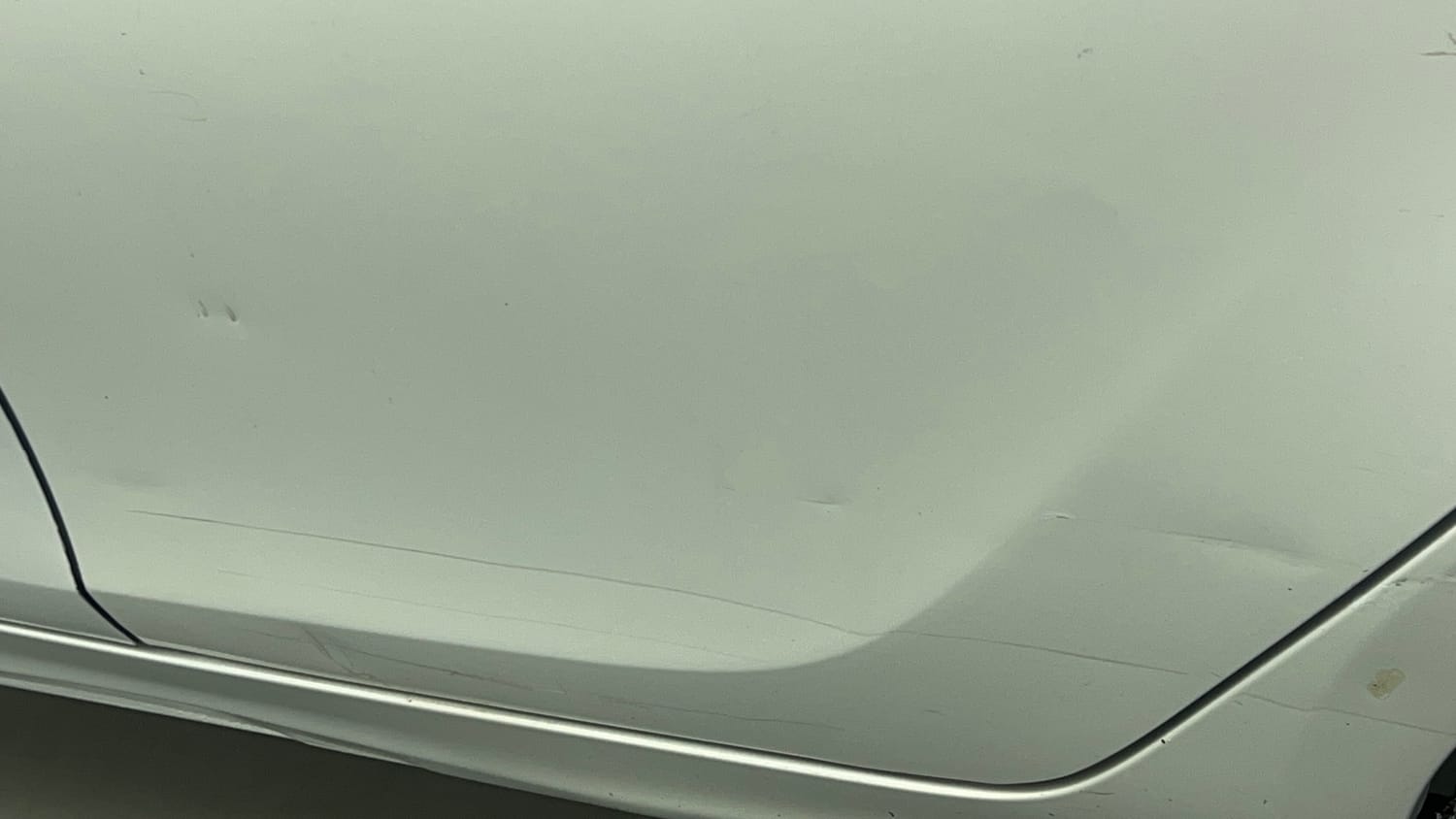 Used 2017 Tata Tiago Revotron XM Petrol Manual dents MINOR SCRATCH