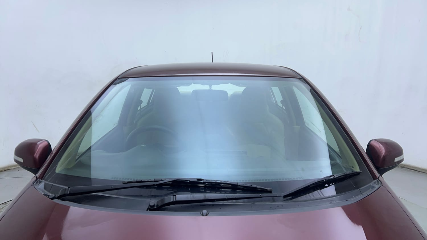 Used 2014 Honda Amaze 1.2 VX i-VTEC Petrol Manual exterior FRONT WINDSHIELD VIEW
