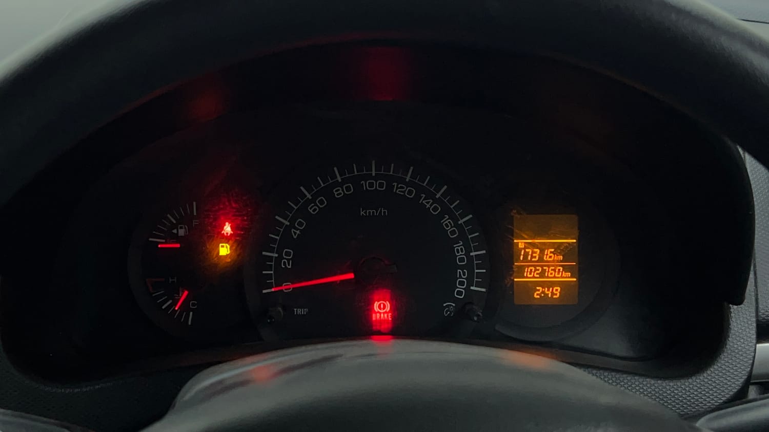 Used 2017 Maruti Suzuki Swift Lxi (O) Petrol Manual interior CLUSTERMETER VIEW