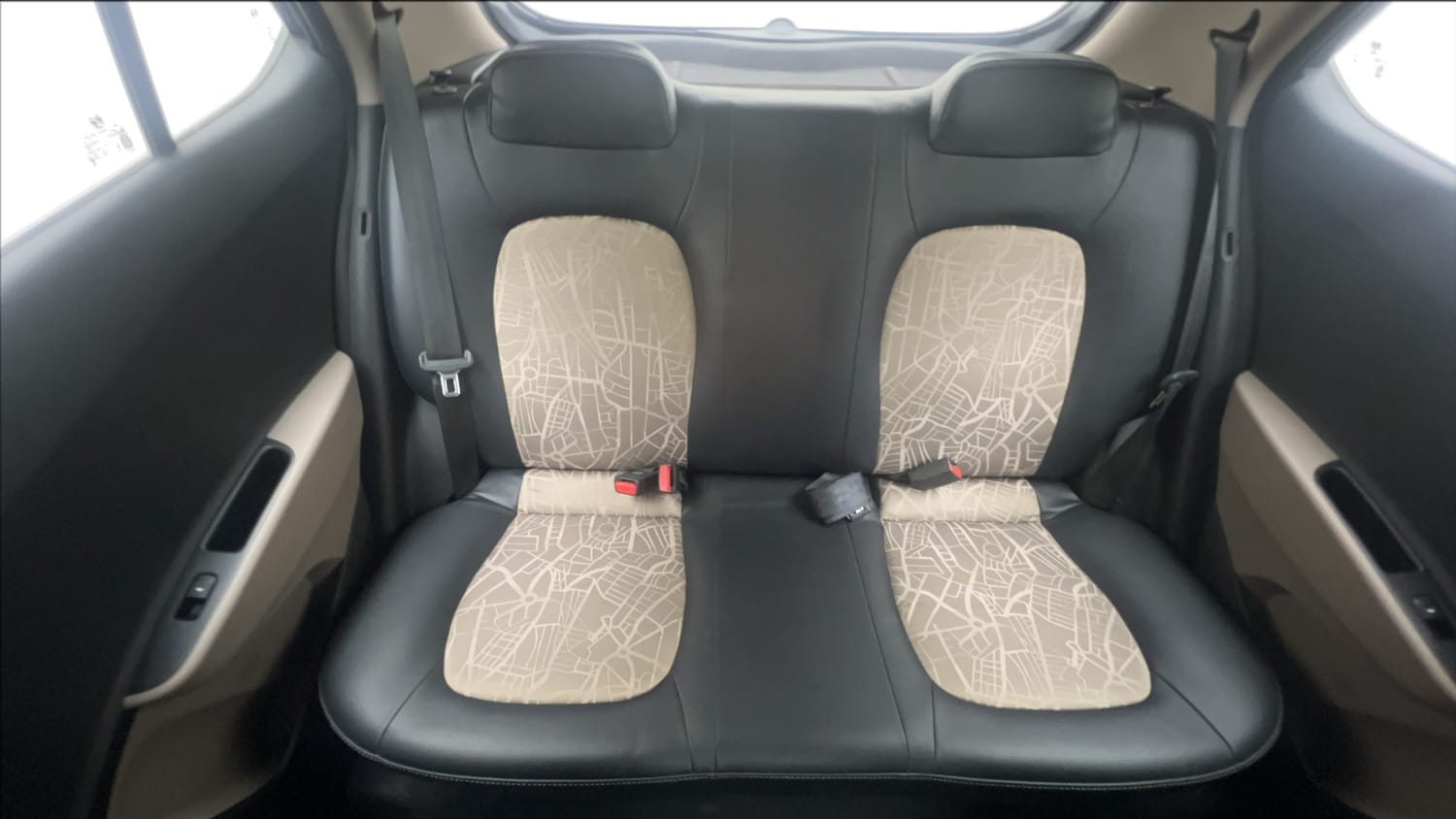Used 2018 Hyundai Grand i10 Magna AT 1.2 Kappa VTVT Petrol Automatic interior REAR SEAT CONDITION VIEW