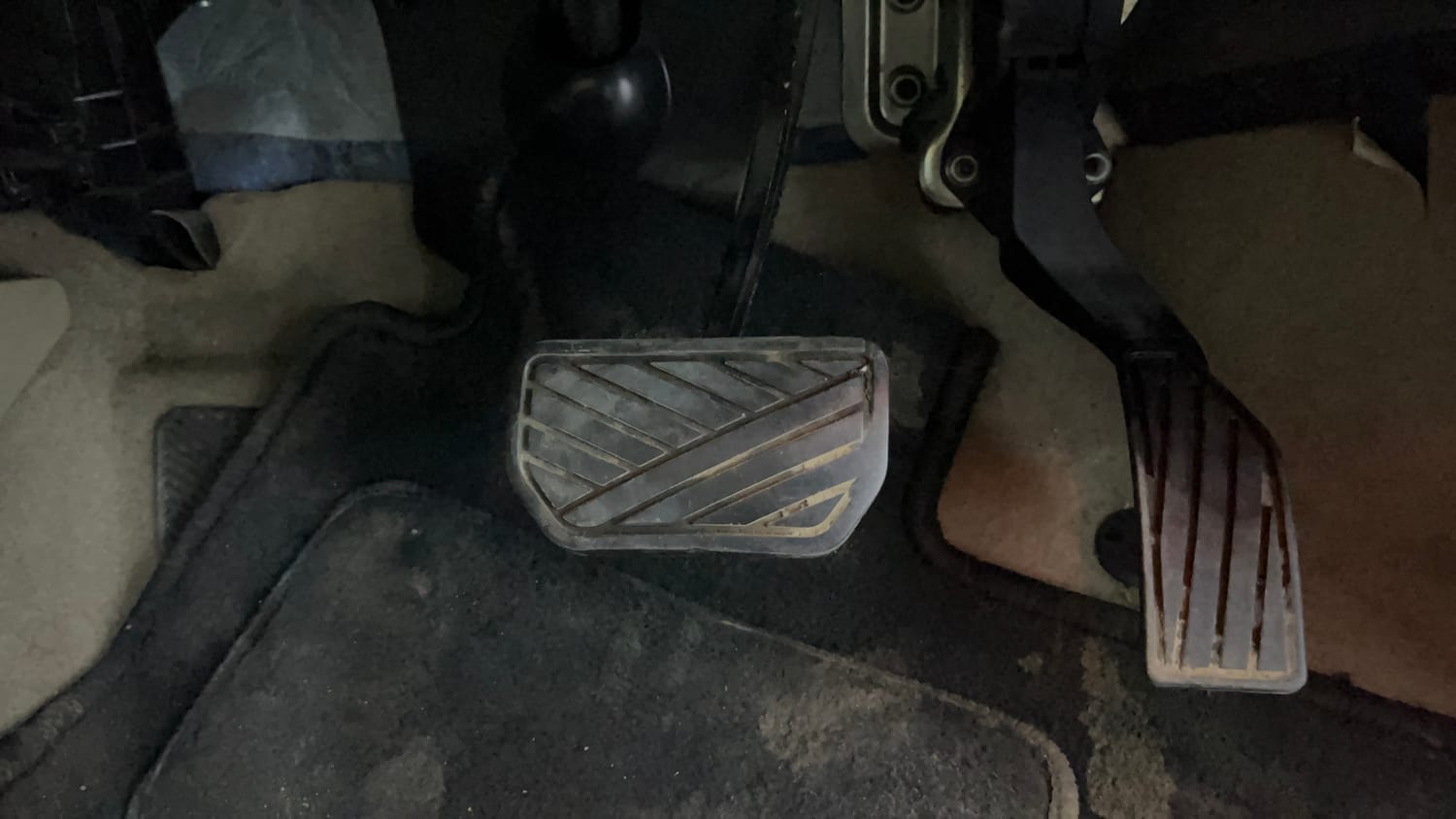 Used 2018 Maruti Suzuki Ciaz Alpha Hybrid 1.5 AT Petrol Automatic interior PEDALS VIEW