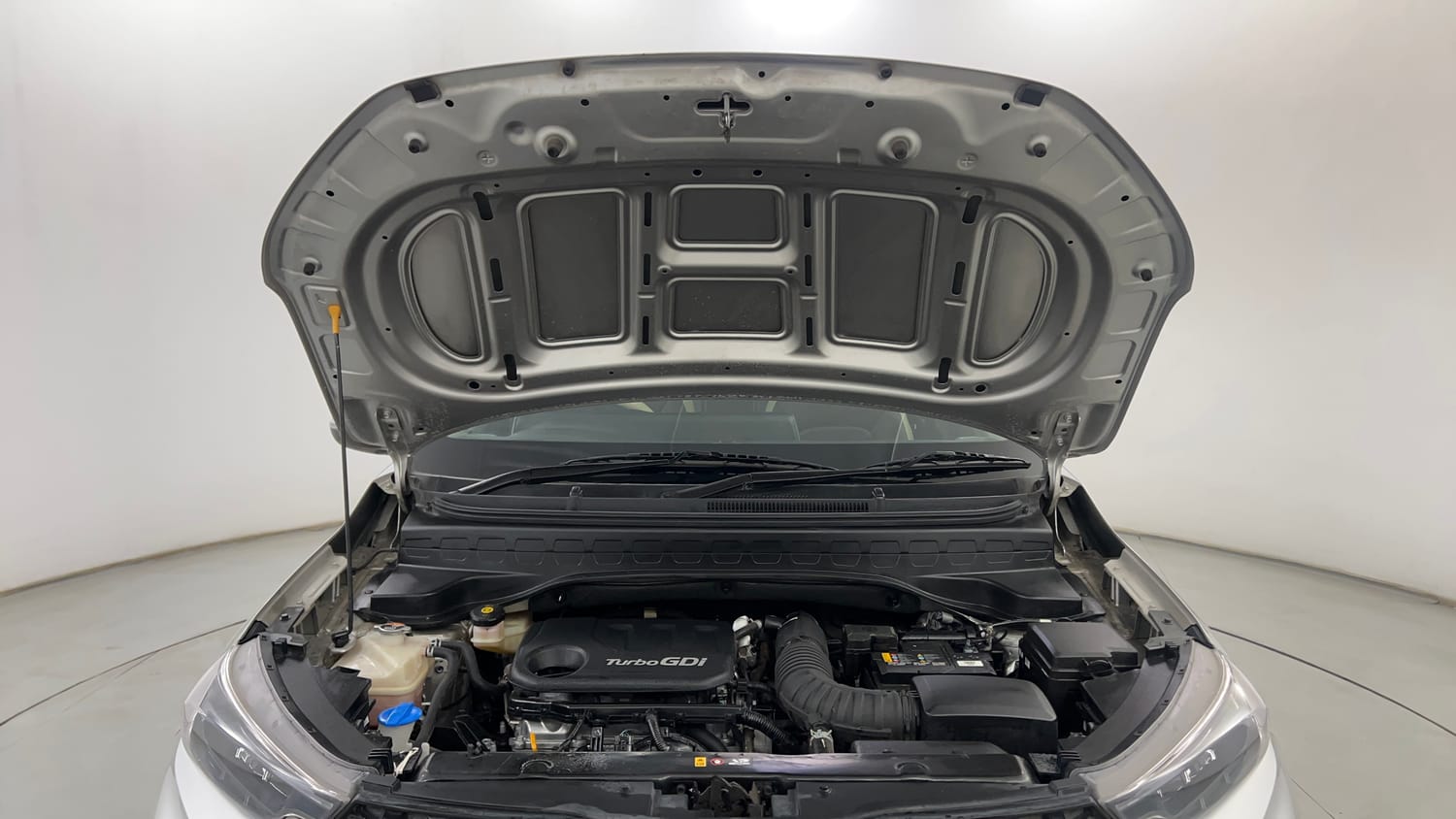 Used 2023 Kia Sonet HTX 1.0 DCT Petrol Automatic engine ENGINE & BONNET OPEN FRONT VIEW
