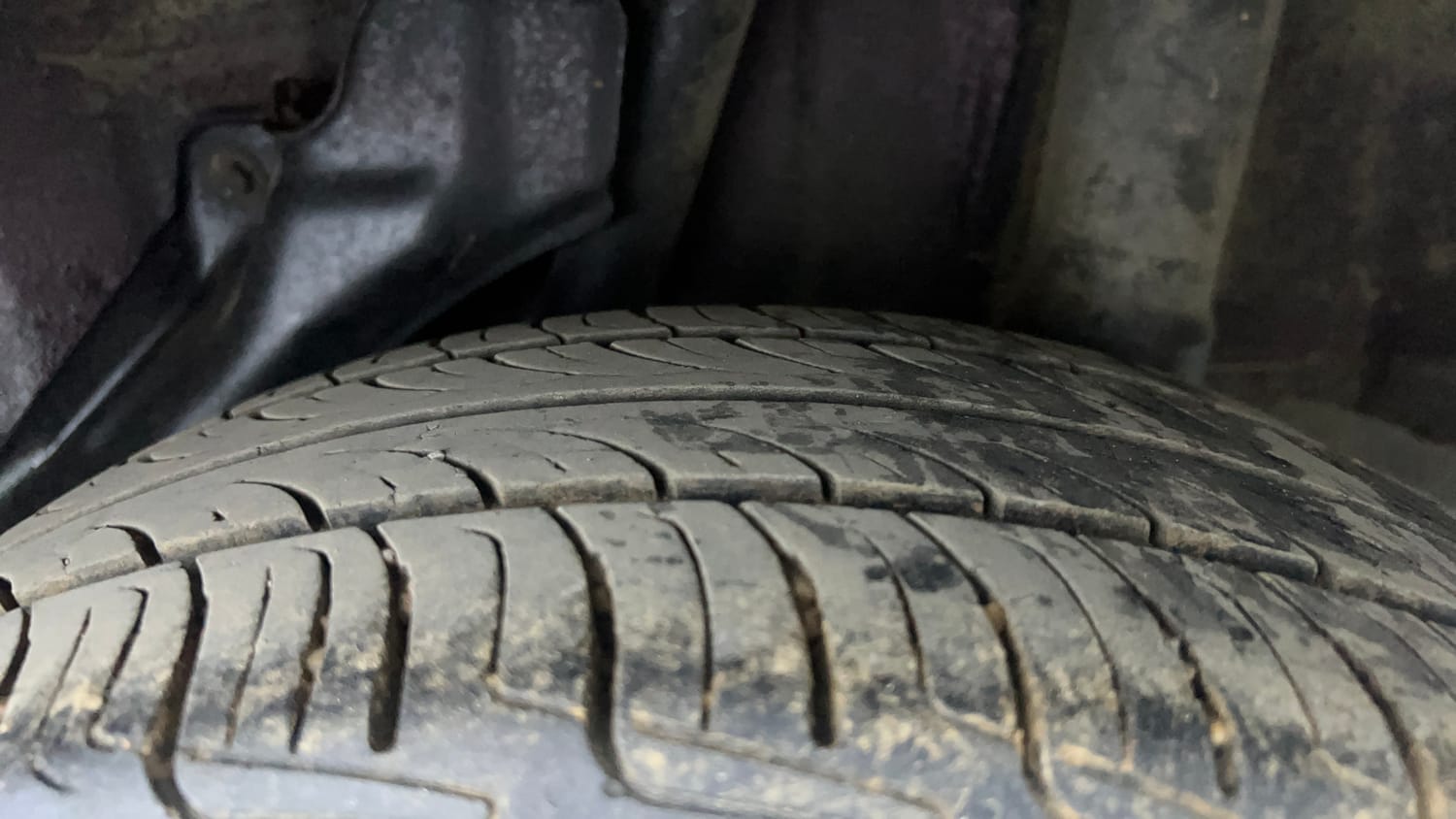 Used 2014 Honda Amaze 1.2 VX i-VTEC Petrol Manual tyres LEFT REAR TYRE TREAD VIEW