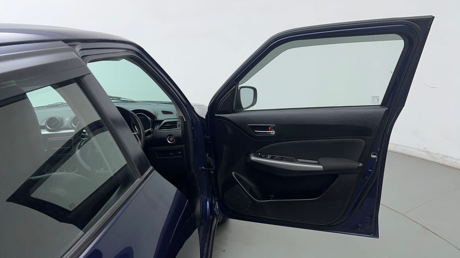 Used 2019 Maruti Suzuki Swift ZXi Petrol Manual interior RIGHT FRONT DOOR OPEN VIEW