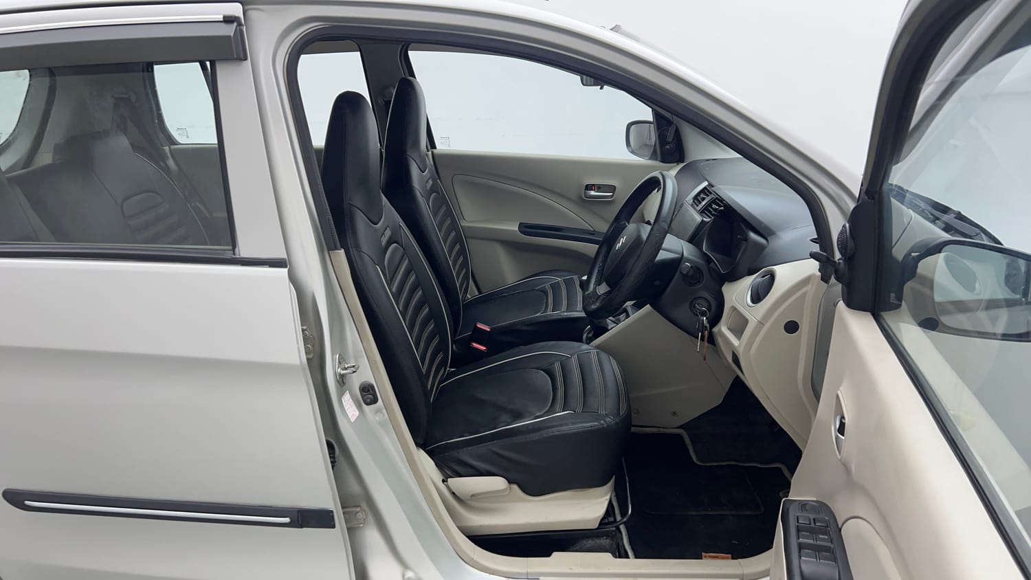 Used 2019 Maruti Suzuki Celerio VXi (O) CNG Cng Manual interior RIGHT SIDE FRONT DOOR CABIN VIEW